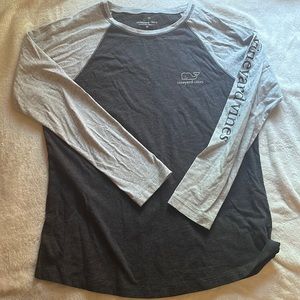 Vinyard Vines, size M, light/dark gray